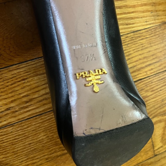 PRADA Black Leather point Toe Platform Pump Shoes Size 37 1/2 - Picture 6 of 6